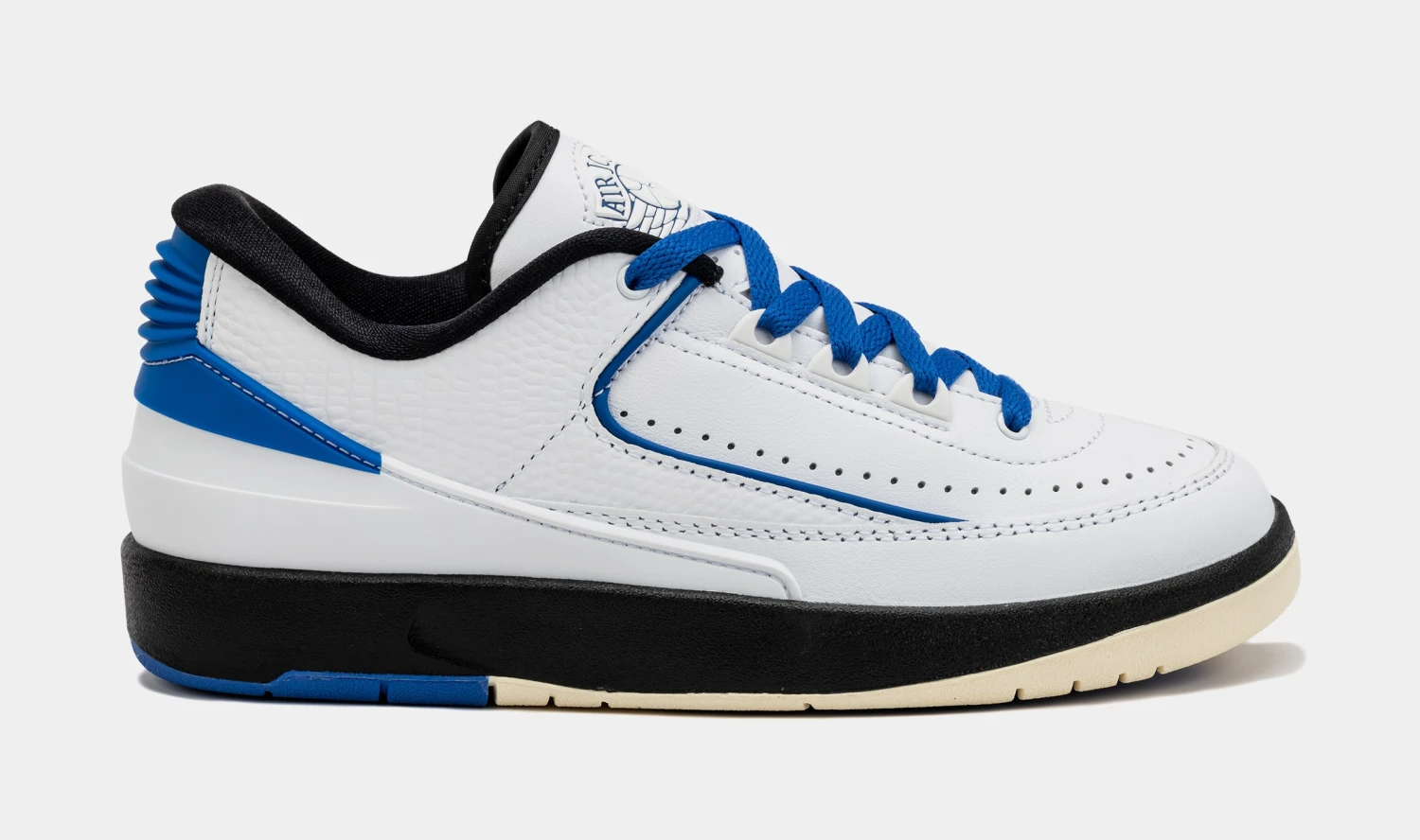 Air Jordan 2 Retro Low Varsity Royal Womens Lifestyle Shoes (White/Blue) 1 Air Jordan 2 Retro Low Varsity Royal Womens Lifestyle Shoes (White/Blue)