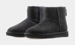 Ugg Classic Mini II Ankle Boot Womens Boots (Black) -LittleFeet Hub Shop 10fbb904858f0d96b7d9c75b74a0eca6