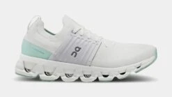 On Running Cloudswift 3 Womens Running Shoes (Ivory/Creek)