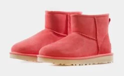 Ugg Classic Mini II Womens Boot (Hibiscus Pink) -LittleFeet Hub Shop f9ddee2b7d2cc711662477b0939dcbae